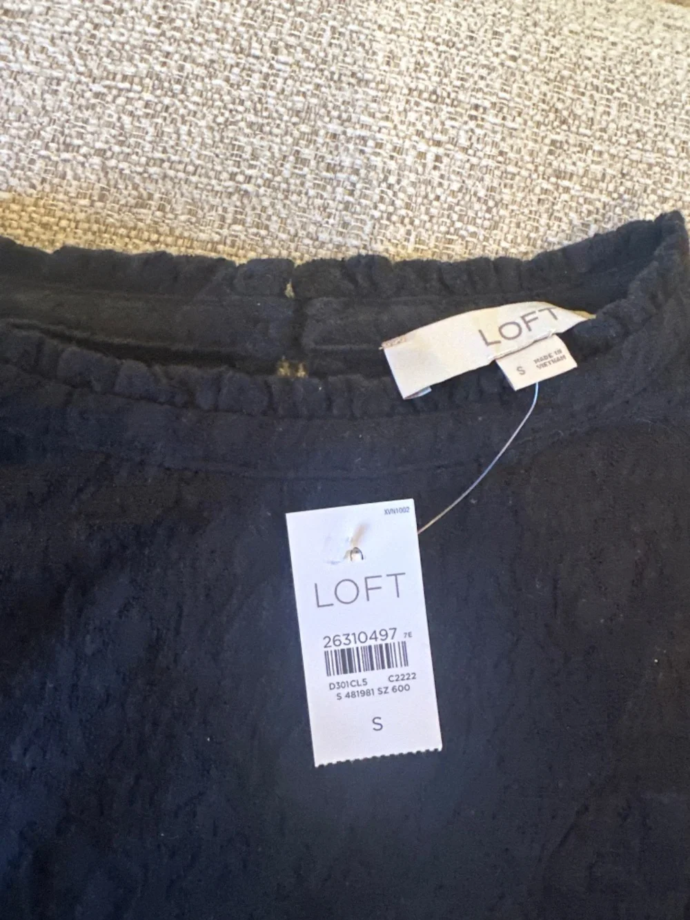 NEVER WORN Loft Black long sleeve lace shirt - Picture 3 of 5